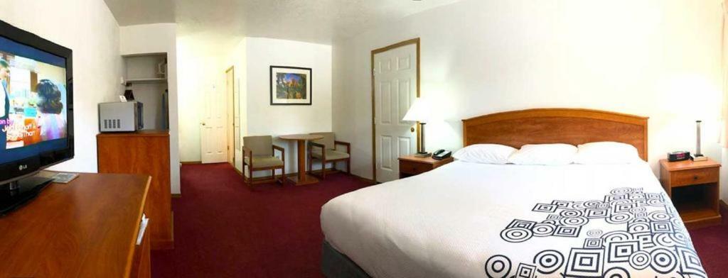 توري Austin'S Chuckwagon Motel المظهر الخارجي الصورة